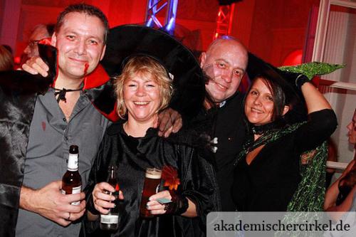 2010 10 31 o 170 20101101 1957330024